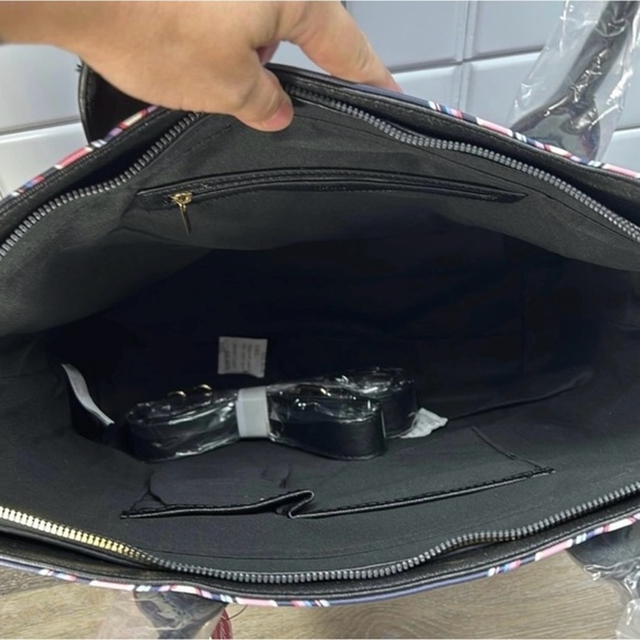 TRINA TURK Medium Sized Tote Pastel Chevron Print in Vegan Leather NWT! - Picture 5 of 9